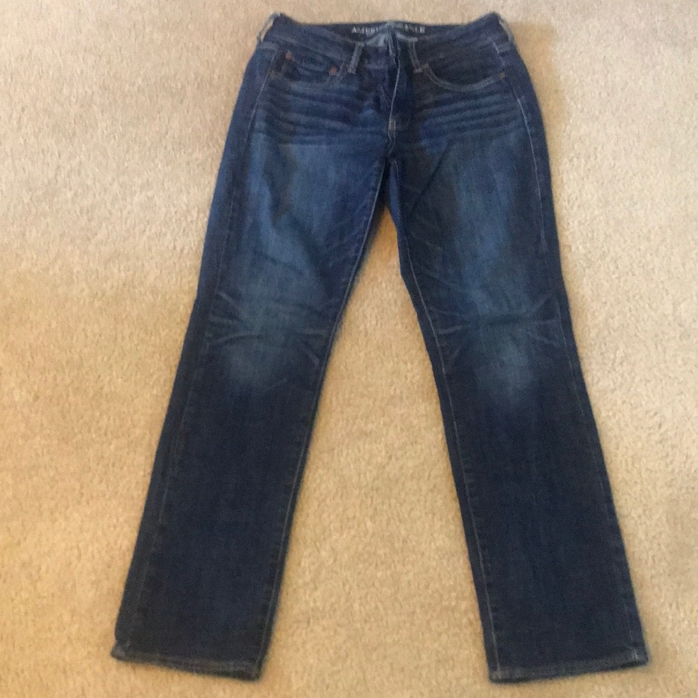 Super stretch straight jeans size 8 AE